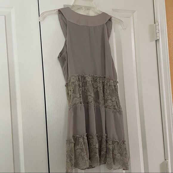 🎉🎉HP 2/2/24🎉🎉Studio Y grey lace and jeweled top - Picture 5 of 8